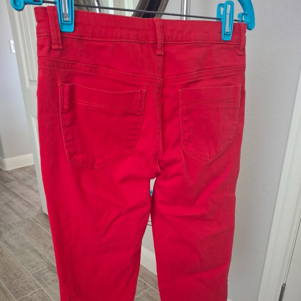 Gloria Vanderbilt Capri Pants Size 8, red